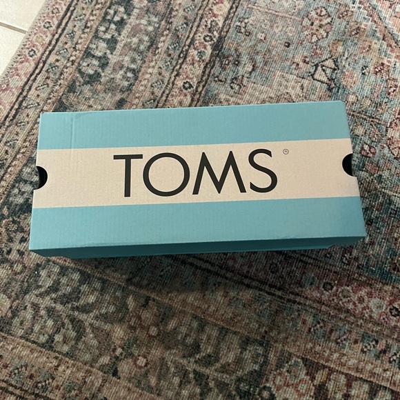 NWT TOMS Alpargata Zebra Cloudbound Slip-on Flats Size 7 - Picture 7 of 8